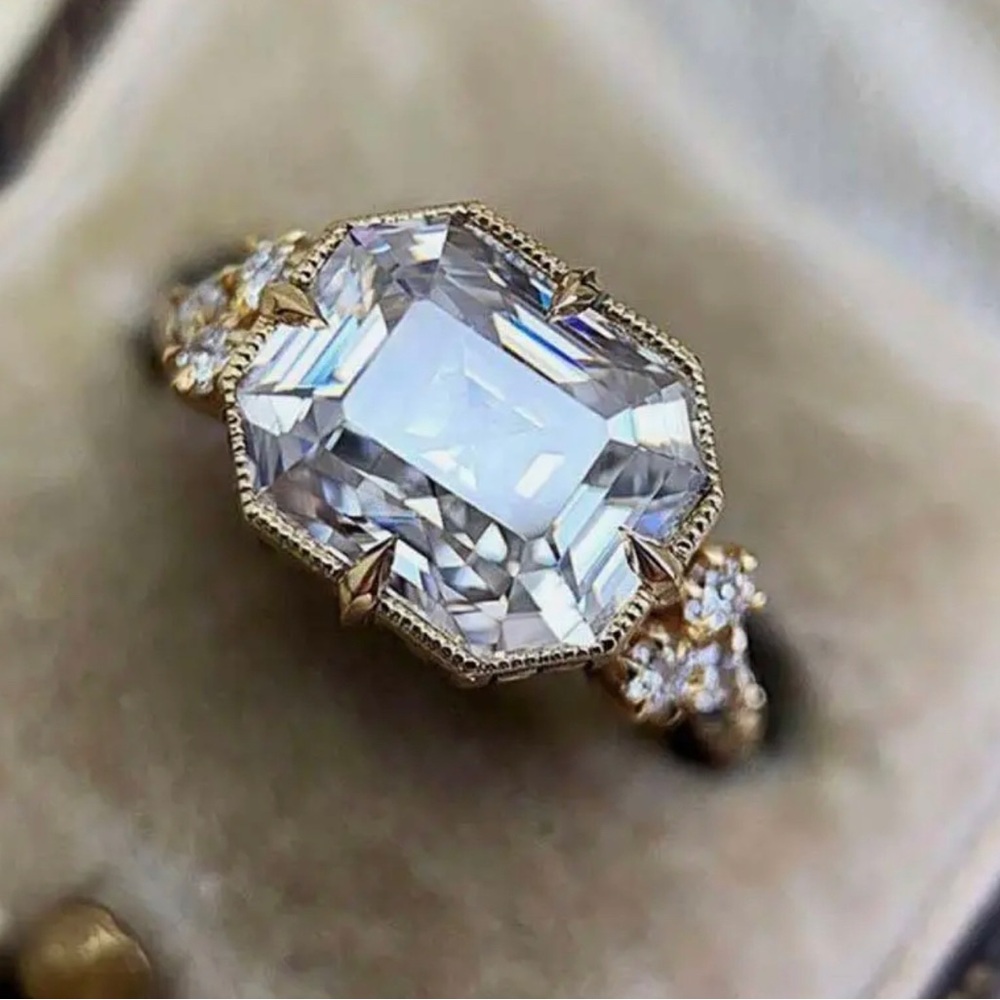 Vintage style engagement ring‎ 💍 Gold plated size 7